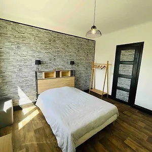  Appartement T2 équipé Face à La Gare
